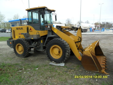 SDLG 933L
