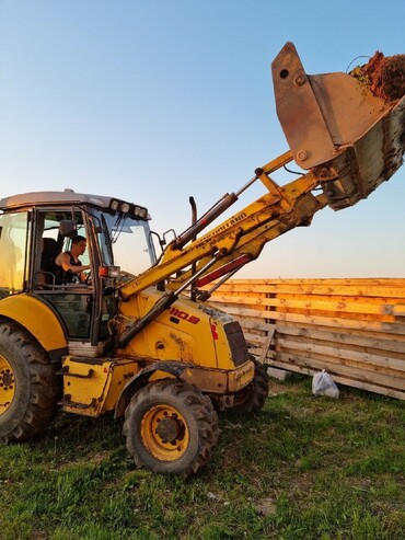 New holland b110b