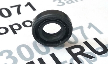 Сальник распределителя КМУ Tadano для манипуляторов