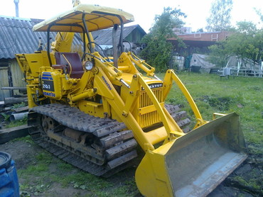 KOMATSU D21