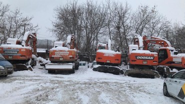 на базе Doosan 180