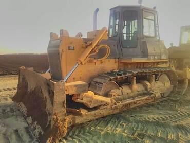 Shantyi SD 16 18 тонн с рыхлителем