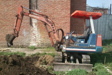 Hitachi EX-26