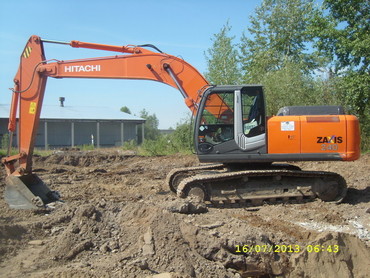 HITACHI ZX240-3