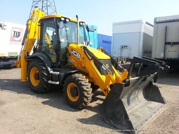JCB 3CX, CAT