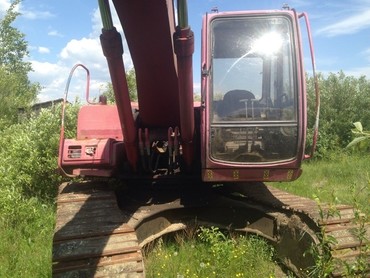Hitachi 200