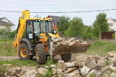 JCB 4-СХ