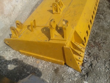 Основное рабочее оборудование и ходовая часть для бульдозеров