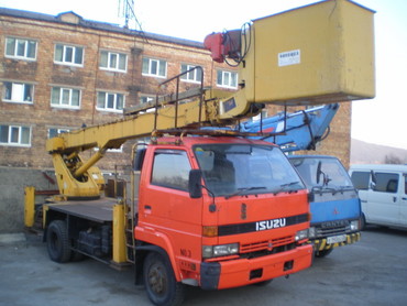 ISUZU