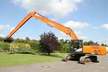 HITACHI 330