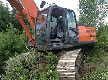 HITACHI ZX330-3