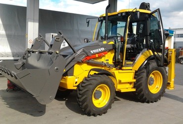 BL61/ BL71, Стекло кузовное для экскаваторов-погрузчиков