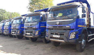 Volvo, Mercedes-Benz