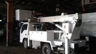 Isuzu elf