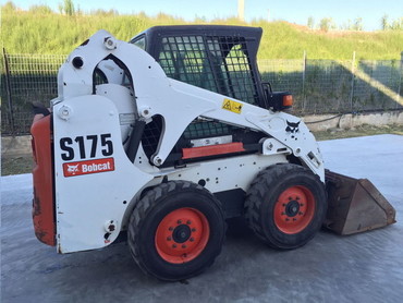 BOB CAT S175