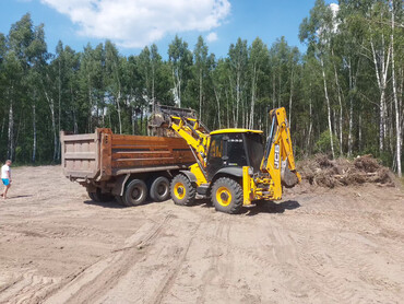 JCB-4CX
