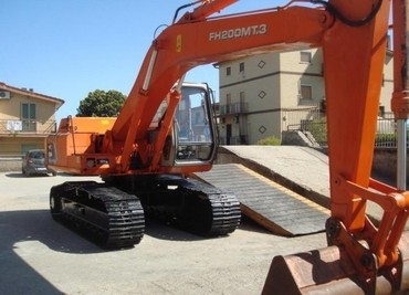 Fiat-Hitachi FH200.3