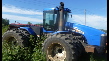 New Holland TJ425