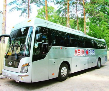 Hyundai Universe