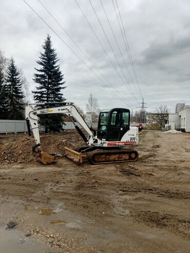 Bobcat 337