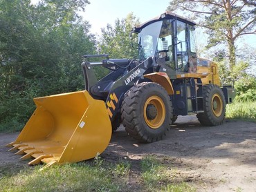 XCMG LW300KN / ZL30GV