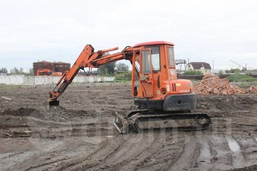 HITACHI 75