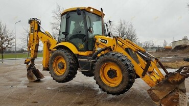 JCB 4CX