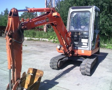 Hitachi EX25-2