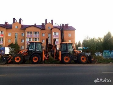 JCB 4CX