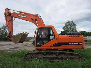 Doosan 225