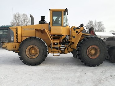 Volvo L220E