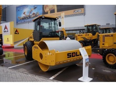 SDLG RS8140