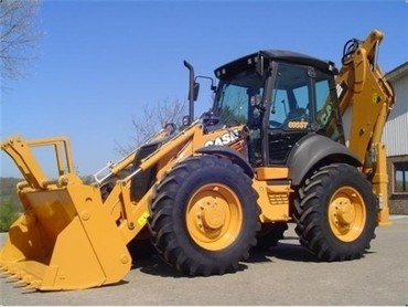 Case 695 SR