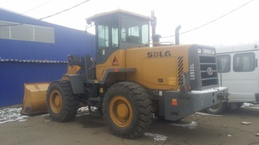 SDLG LG933L