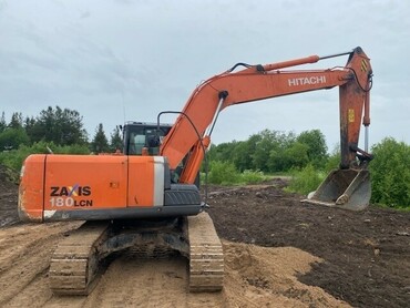 Hitachi zx 240/180, Volvo