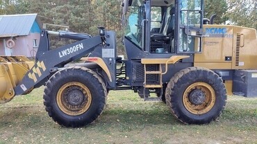 XCMG LW300FN