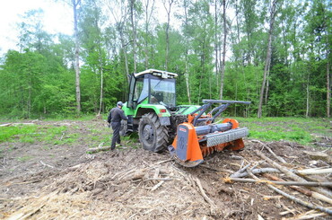 Итальянский мульчер и косилка МТЗ, Case