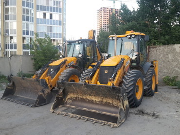 JCB 4CX