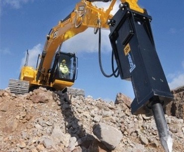 Kobelco 215 LC