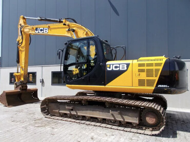 JCB JC 220, Komatsu PC 220