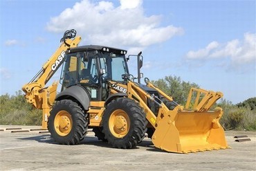Case 695 ST