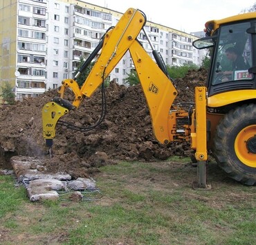 JCB 4CX