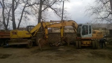 Либхер а902