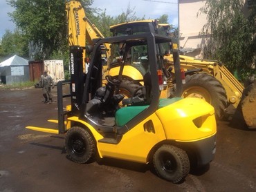 Komatsu FD25