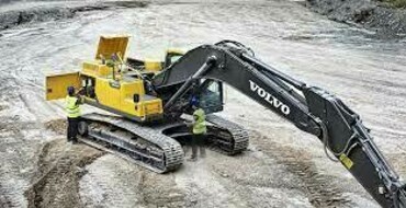 VOLVOЕС250DL
