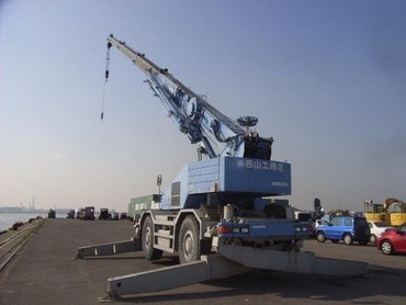 KOMATSU LW250-3