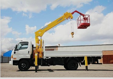 Hyundai 120