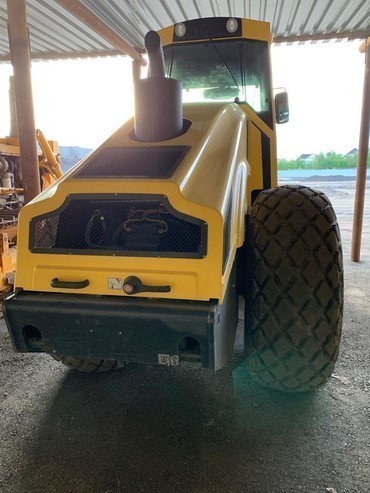 BOMAG BW212 D-40