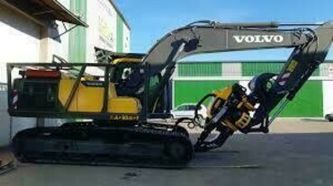 Volvo 220
