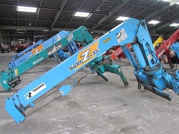 Tadano Unic